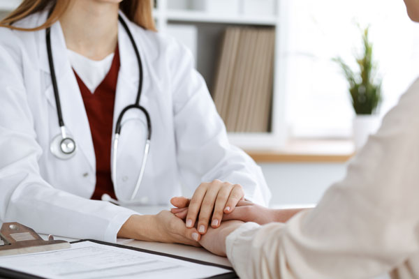 пациент с расстройством внимания у доктора